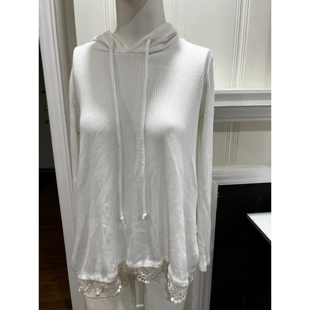 Staccato Womens Ribbed LS  'Lace Lined Hood'  with Hem Trim  Top Size Small